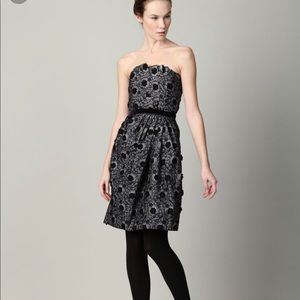 Marc By Marc Jacobs Dresses - Marc By Marc Jacob Embroidered Strapless Dress Marc By Marc Jacobs Dresses - Marc By Marc Jacob Embroidered Strapless Dress
